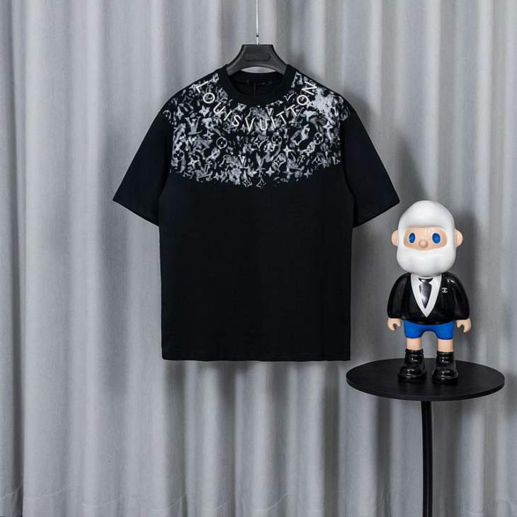 Picture of Louis Vuitton T Shirts Short _SKULVS-2XLaztx087842